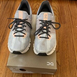 On Cloud Cloudswift3 AD, size 11 women’s